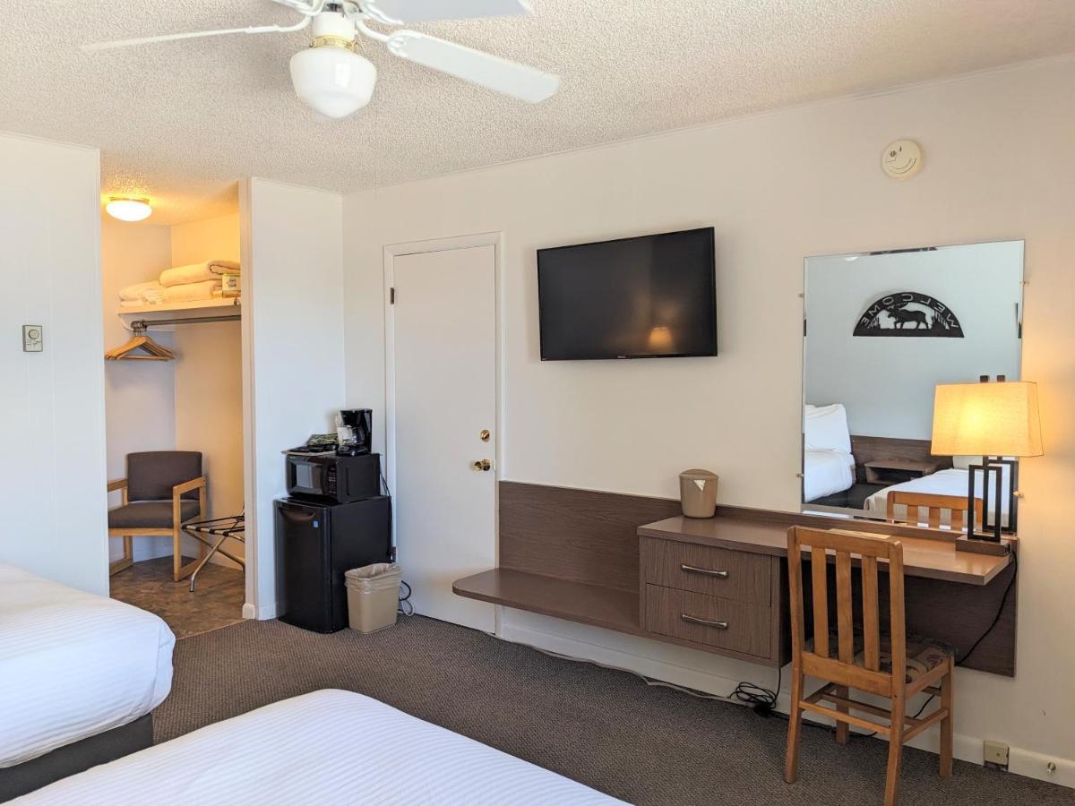 Western Riviera Lakeside Lodging Grand Lake Exterior photo