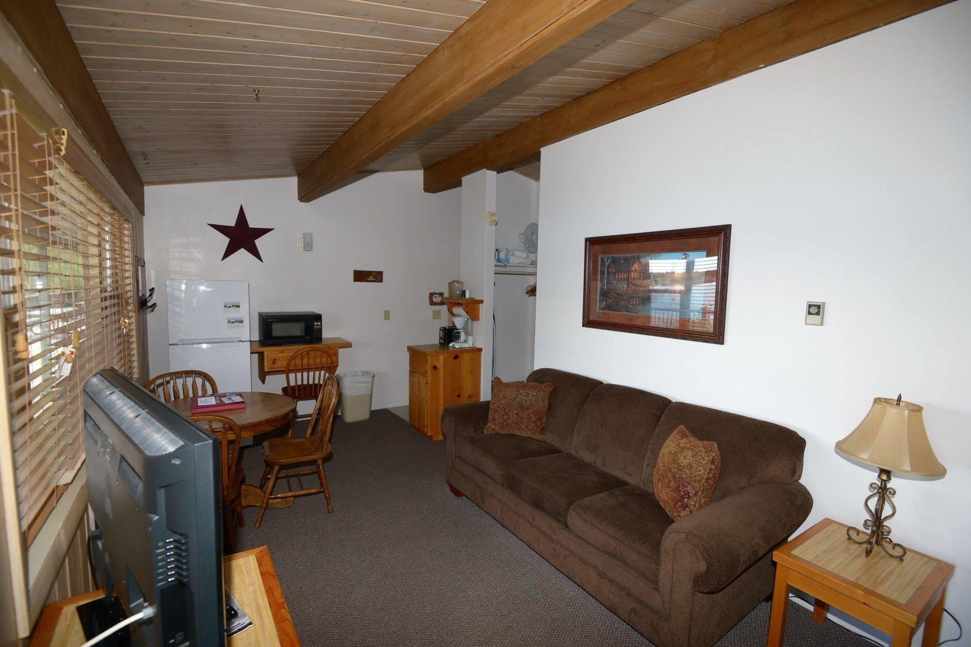 Western Riviera Lakeside Lodging Grand Lake Exterior photo